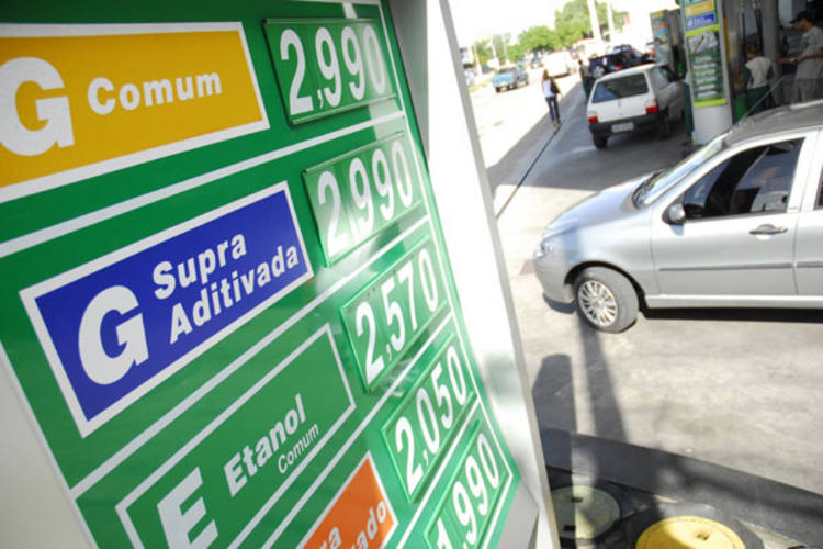 Motoristas de Formosa fazem campanha nas redes sociais para reduzir o preço da gasolina