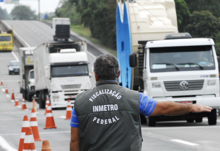 Fiscal no posto! O que fazer?