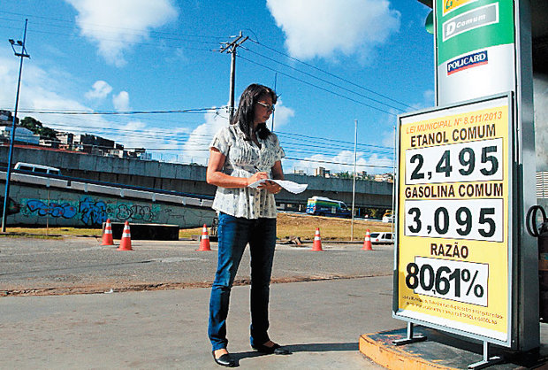 Postos de combustíveis cumprem lei, mas consumidor está desinformado