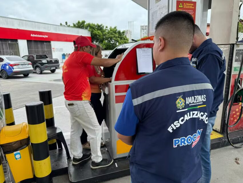 Postos De Combustíveis De Manaus Passam Por Fiscalização Após Aumento No Valor Da Gasolina Postos de combustíveis de Manaus passam por fiscalização após aumento no valor da gasolina