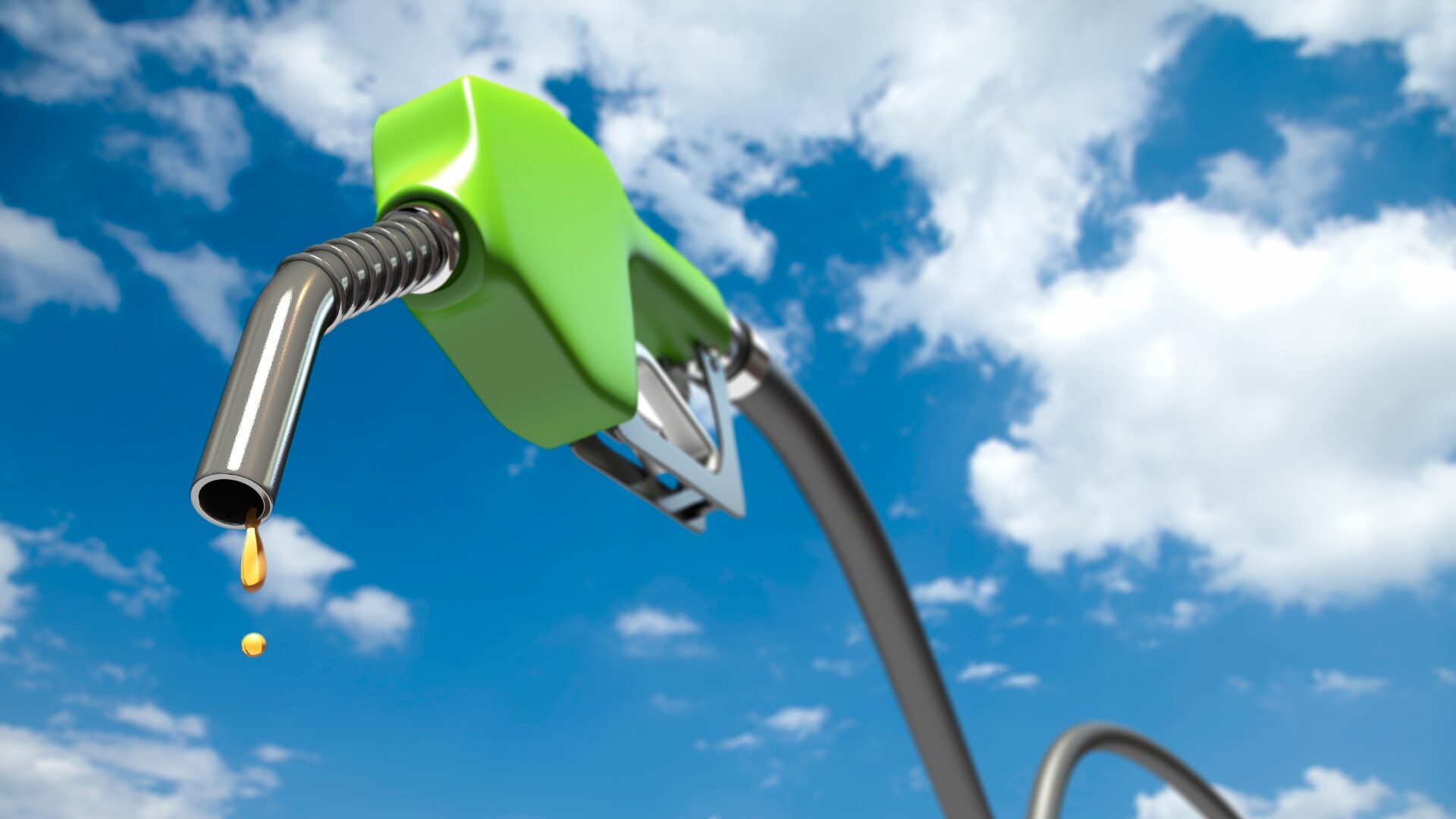 Defasagem de gasolina e diesel aumenta com queda do petróleo, diz Abicom