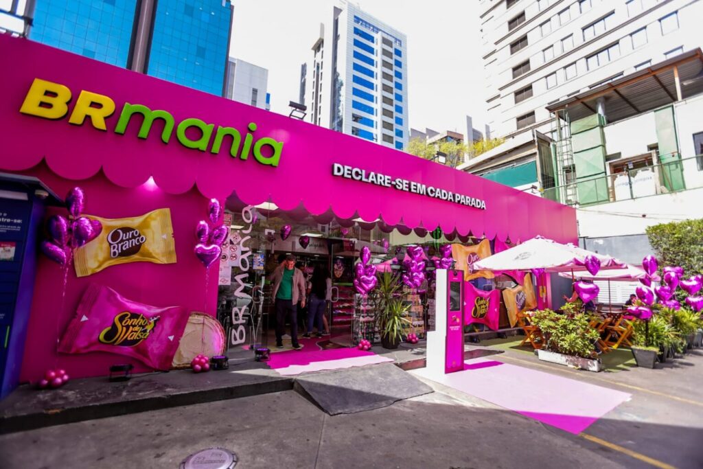 Sonho de Valsa e BR Mania inauguram loja emblemática em parceria com a Score