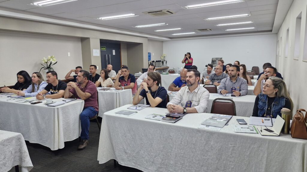 Evento Presencial "O Melhor Gerente do Mundo" reúne gestores em Londrina e marca retomada com força total