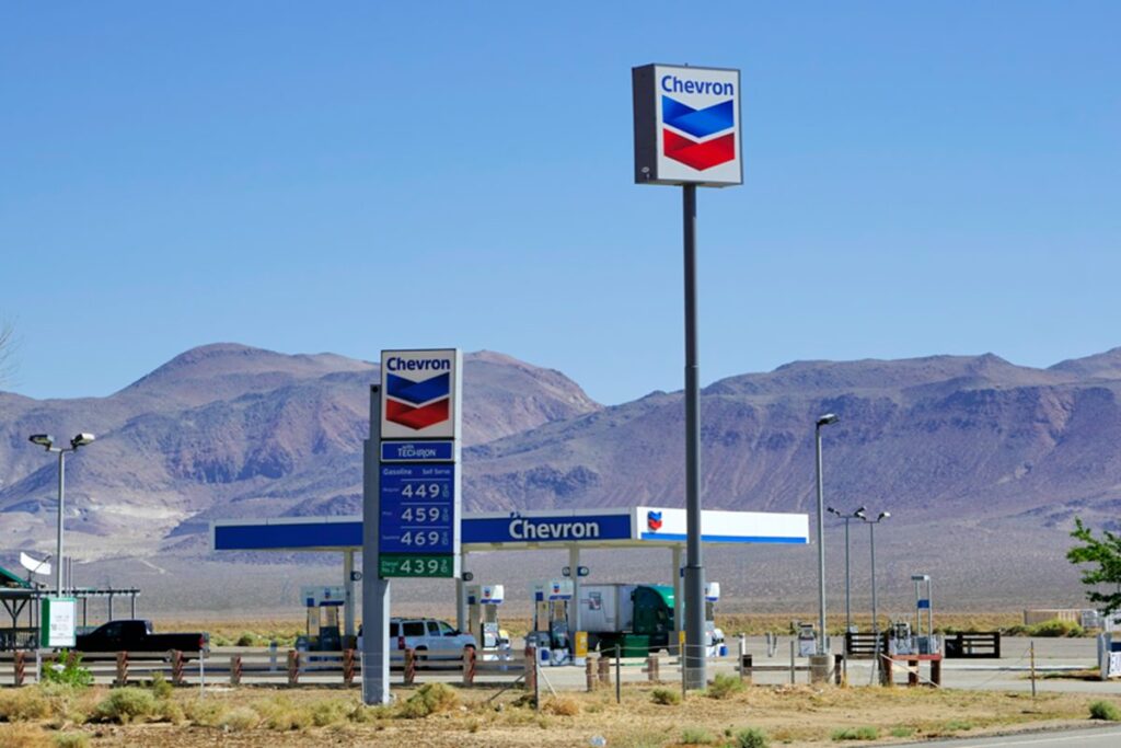 Ações de petrolíferas dos EUA disparam após intervenção na Venezuela