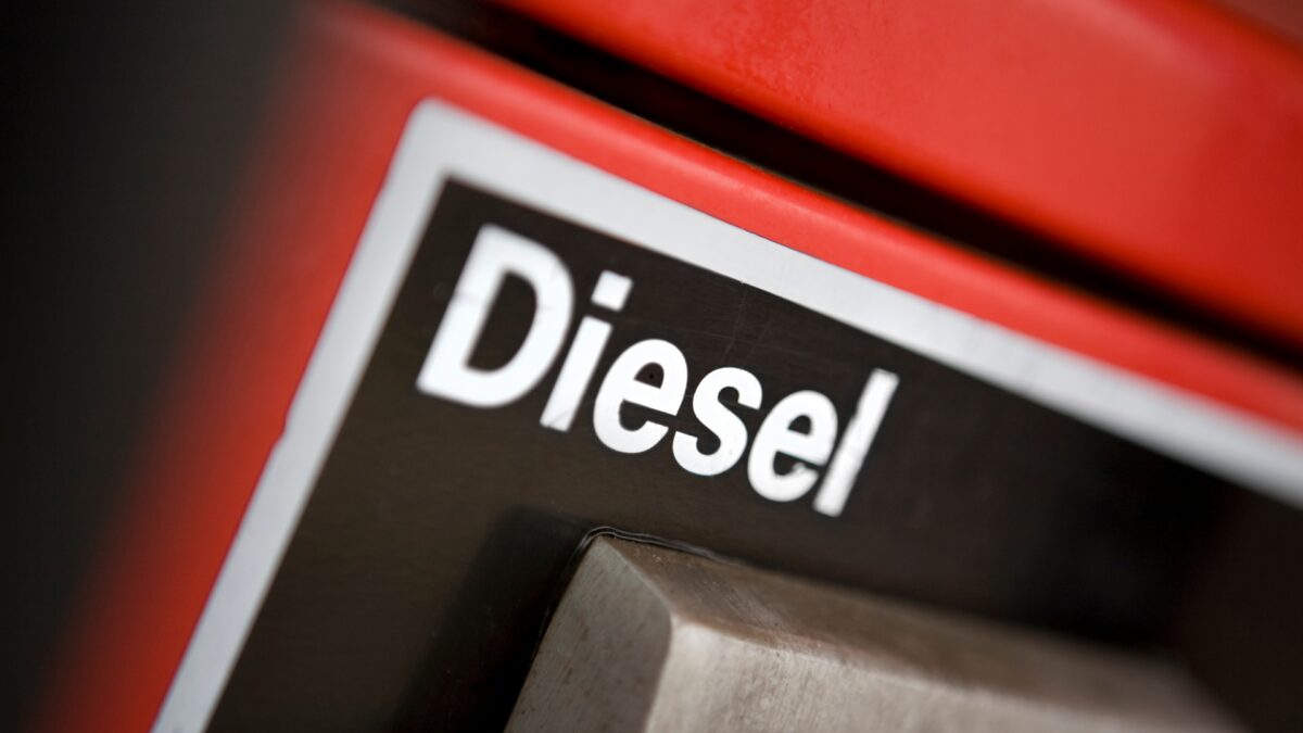 Reajuste do diesel mostra limitações do mercado no Brasil, diz FUP