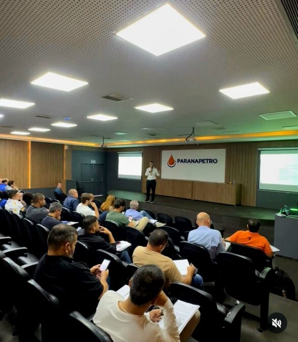 Treinamento “O Melhor Gerente do Mundo” é sucesso em Curitiba e surpreende com módulo de IA