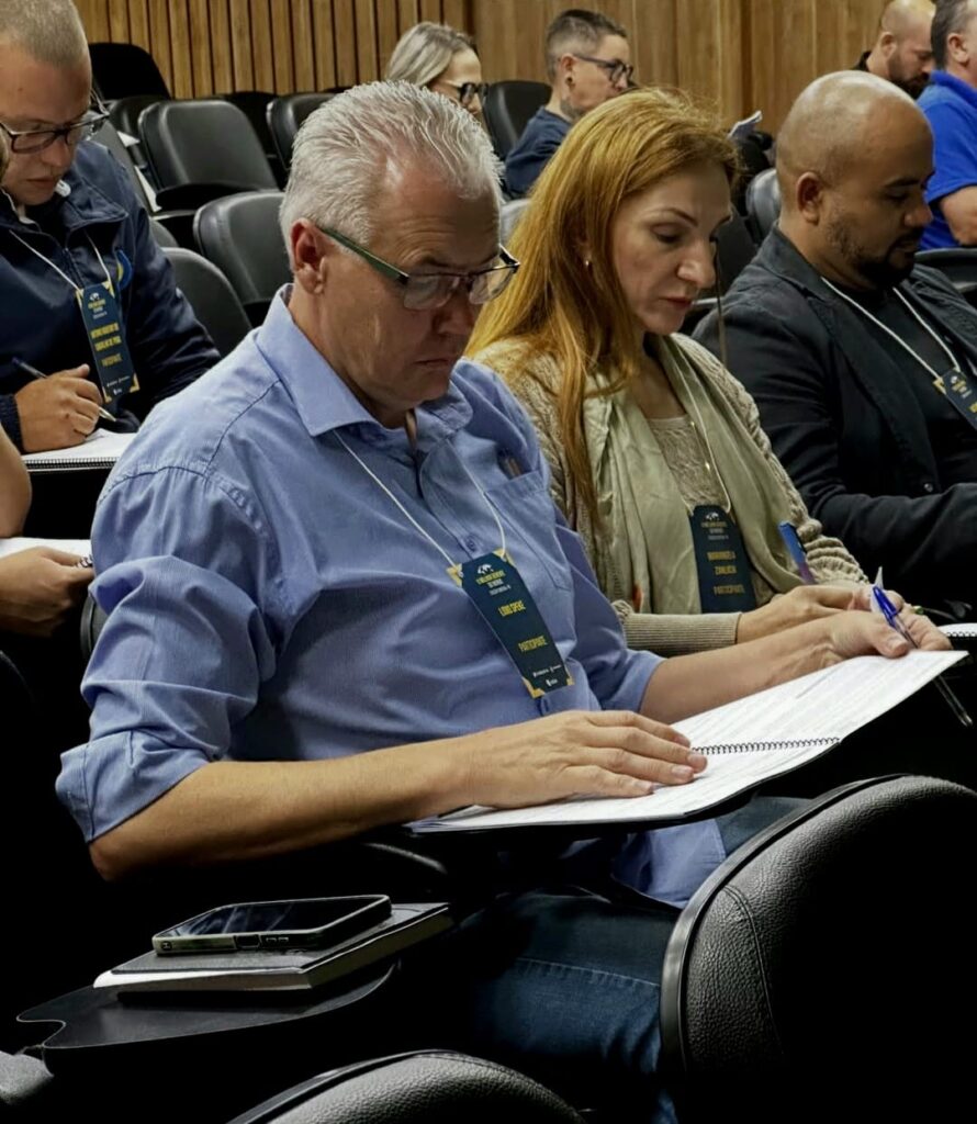 Treinamento “O Melhor Gerente do Mundo” é sucesso em Curitiba e surpreende com módulo de IA