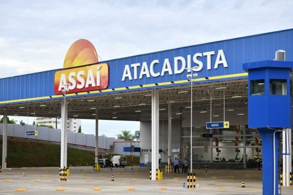 Assaí compra 18 postos e estuda rede com mais de 100 unidades